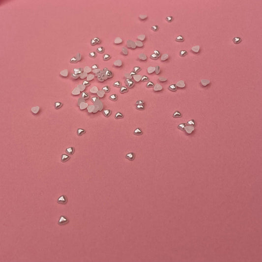 Corazones efecto perla 20uds