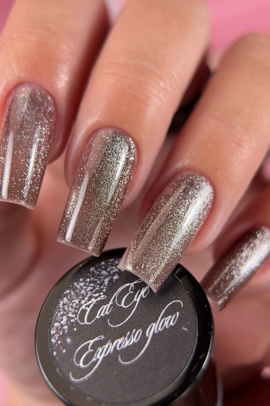 " Cat eye Expresso glow " ESMALTE | GEL POLISH