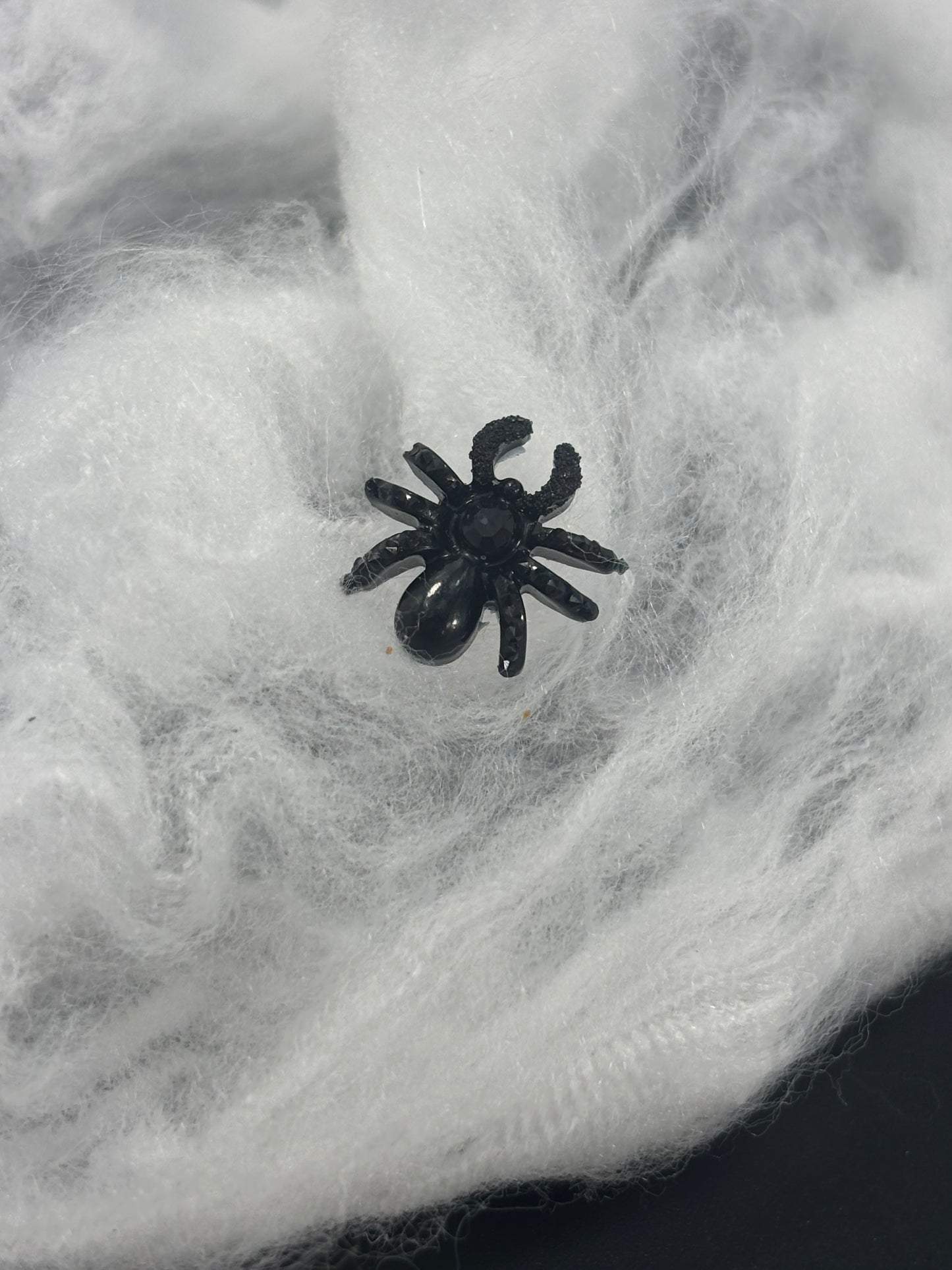 Araña black luxury 2 UDS